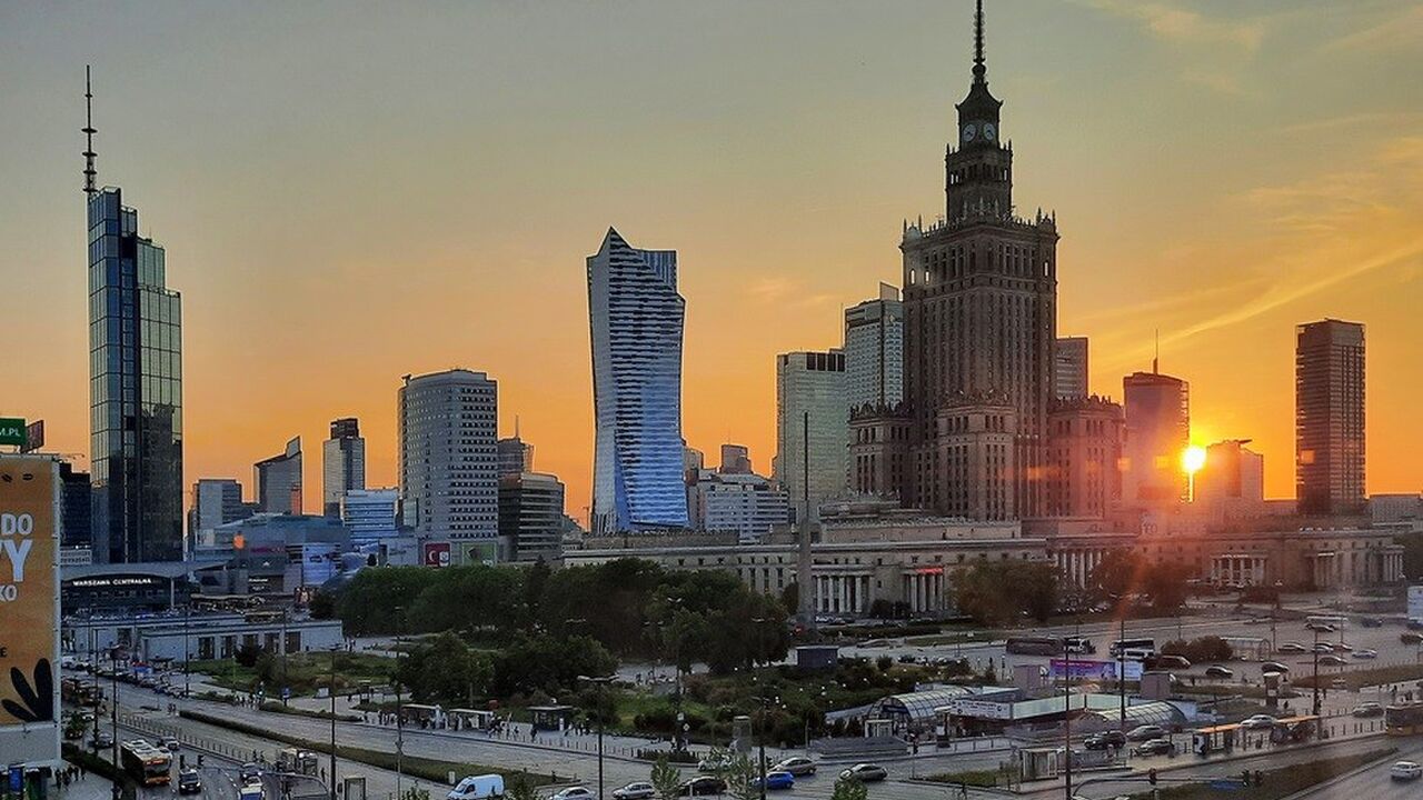 Warschau: Vom „Paris des Ostens“ zur polnischen Metropole