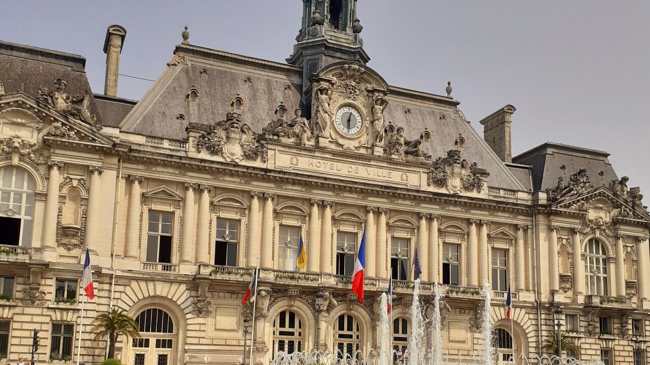 Macht, Gesellschaft und europäisches Kulturerbe im Loiretal