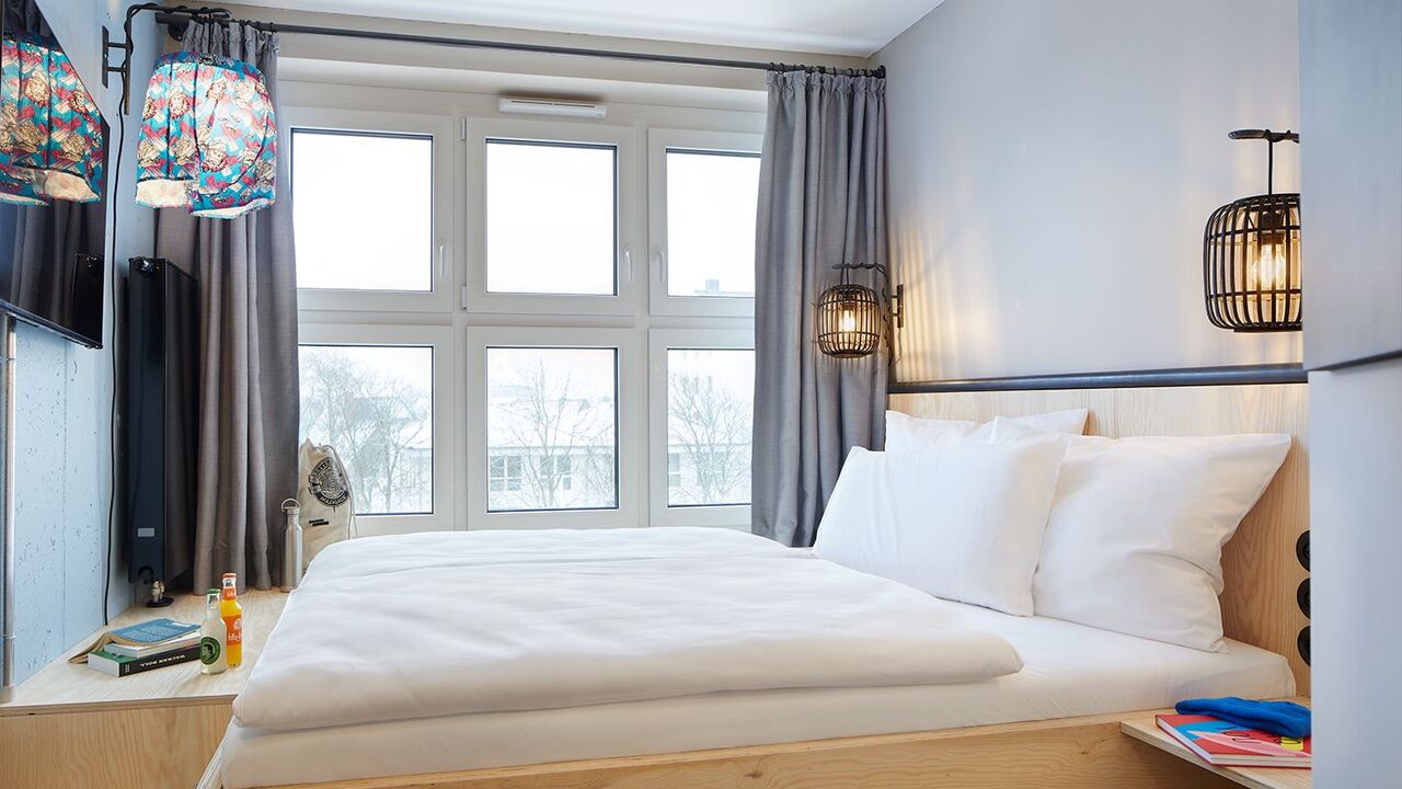 Teamqualitäten im Alltag stärken - ein Seminar mit Yoga und Hund