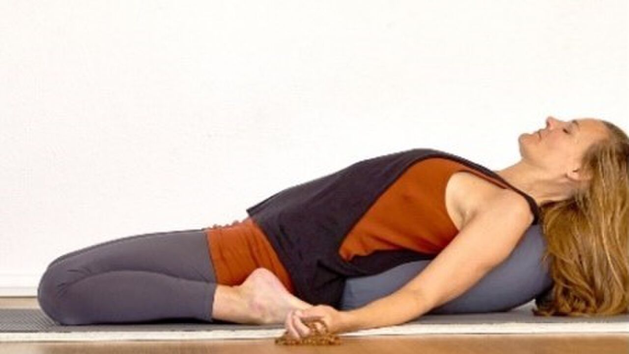 Zurück zur Gelassenheit: Arbeit mit Körper, Atem und Nervensystem mit Restorativem Yoga