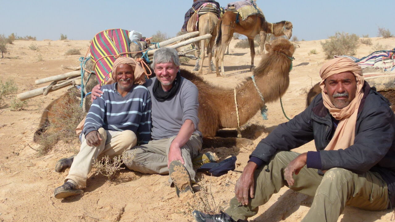 Die Stille erleben - Wüstenretreat mit Kameltrekking in Tunesien mit drei Schweigetagen