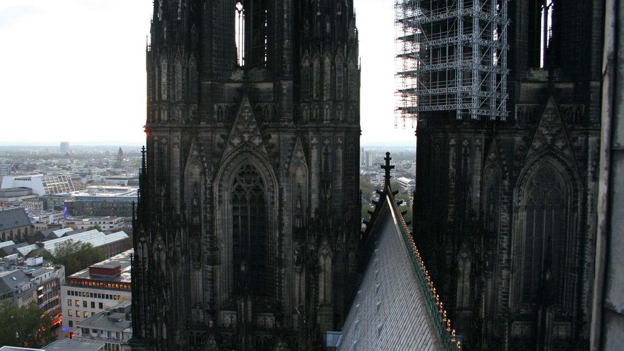 Politik, Wirtschaft und soziale Situation in Köln