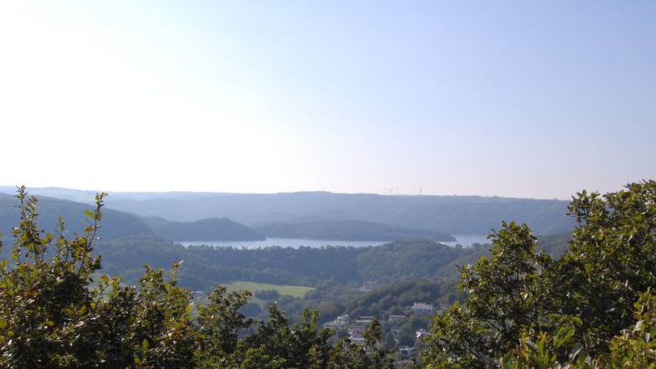 Nationalpark Eifel und Braunkohletagebau Inden - Natur zwischen Schutz und Nutzung