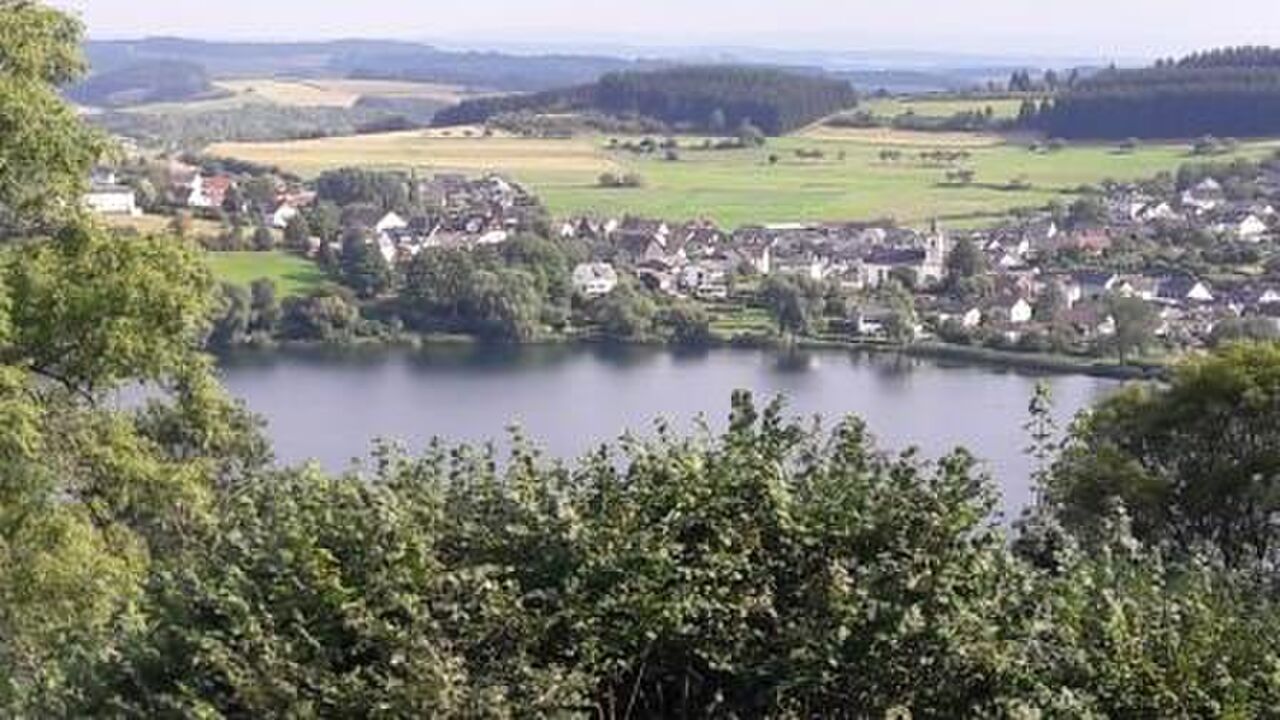 Die Vulkaneifel – Regionalentwicklung im Spannungsfeld zwischen Rohstoffabbau und Geotourismus