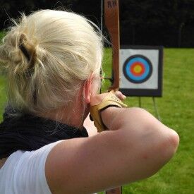 Resilienz und Achtsamkeit am Arbeitsplatz – der achtsame Weg zur inneren Widerstandskraft