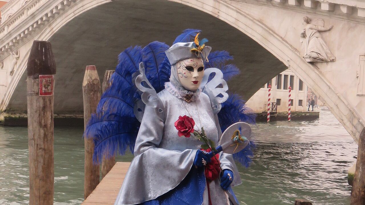 Futura – Venezianische Frauen gestern und heute. Einblicke in die europäische Frauengeschichte