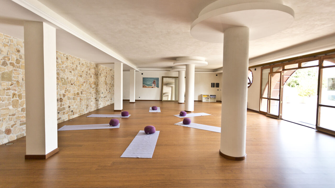 Work-Life-Balance durch Yoga, Pilates und Entspannungstechniken