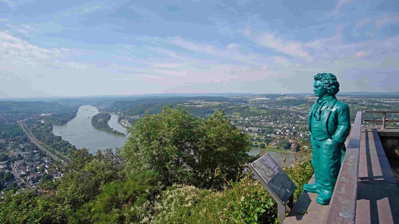 Das Siebengebirge – wertvolle Natur- und Kulturlandschaft zwischen Schutz und Nutzung