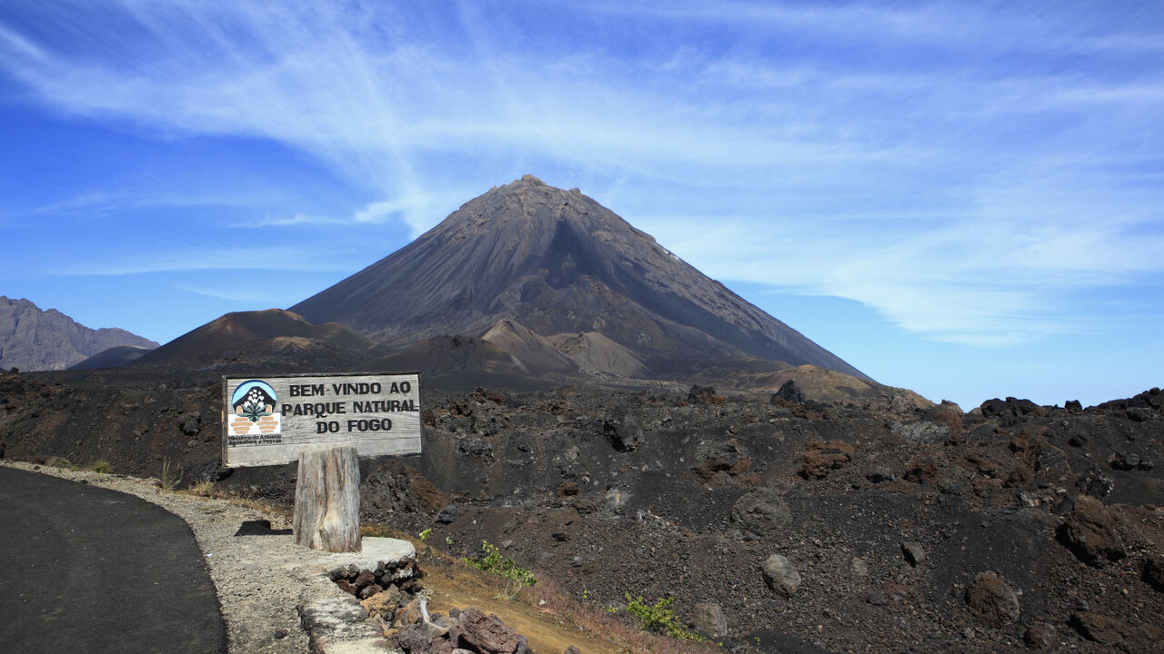 Die Kapverden: afrikanische Inseln im atlantischen Spannungsdreieck Afrika – Europa – Amerika