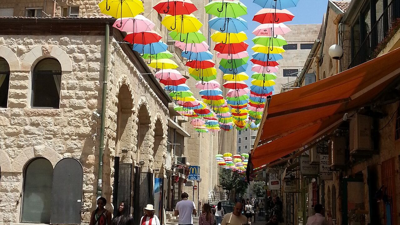 Jerusalem – die „heilige Stadt“ zwischen Alltag und Ausnahmezustand