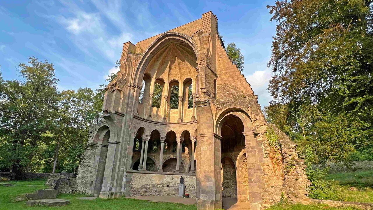 Das Siebengebirge – wertvolle Natur- und Kulturlandschaft zwischen Schutz und Nutzung