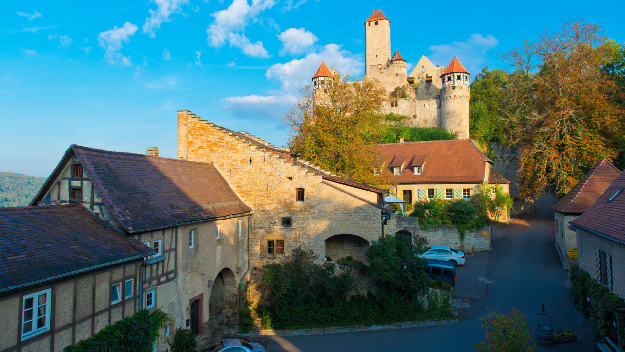 Work-Life-Balance durch Yoga, Pilates und Entspannungstechniken, Bildungsurlaub mit Hund