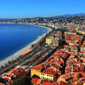 Zwischen Glanz und Grenze – Migration, Macht und Märkte an der Côte d’Azur