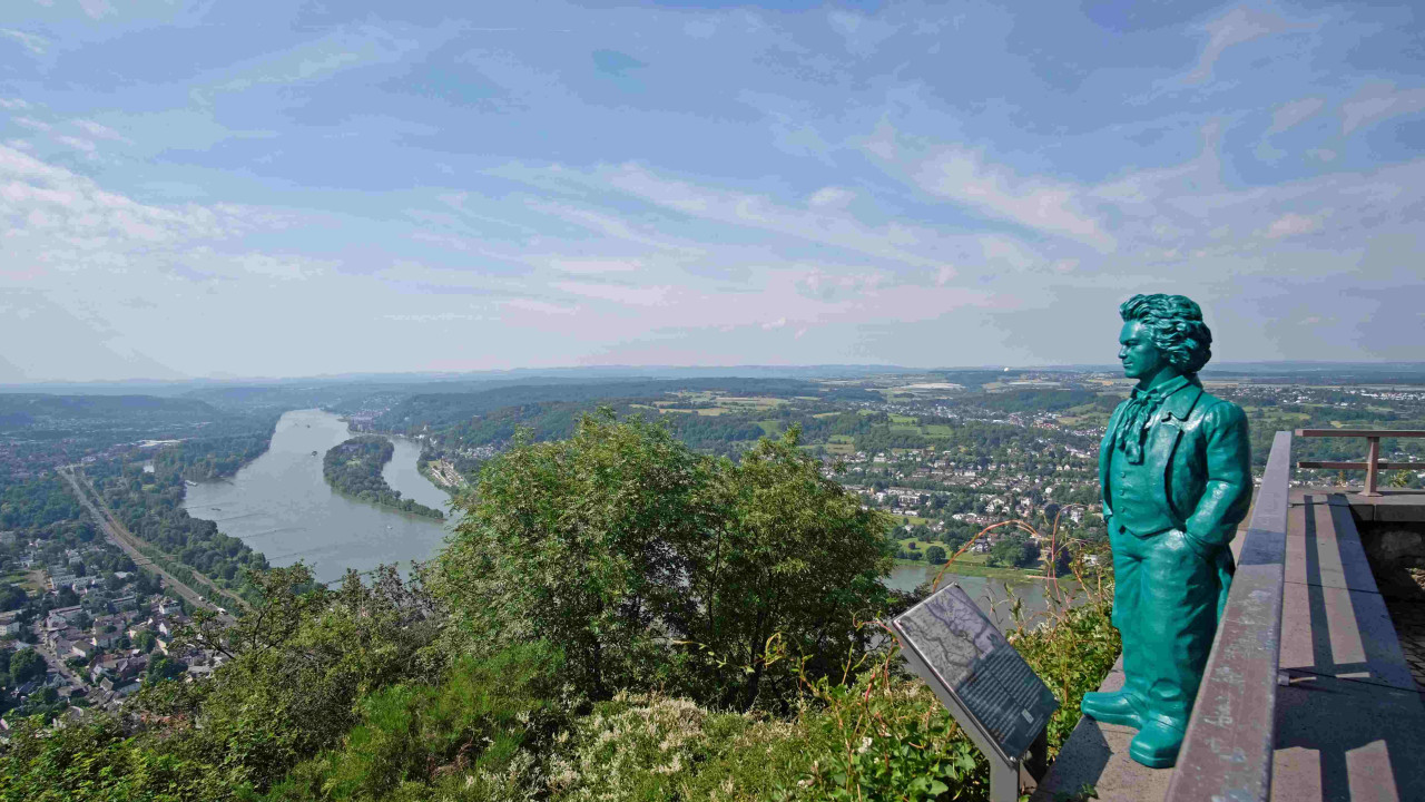 Das Siebengebirge – wertvolle Natur- und Kulturlandschaft zwischen Schutz und Nutzung